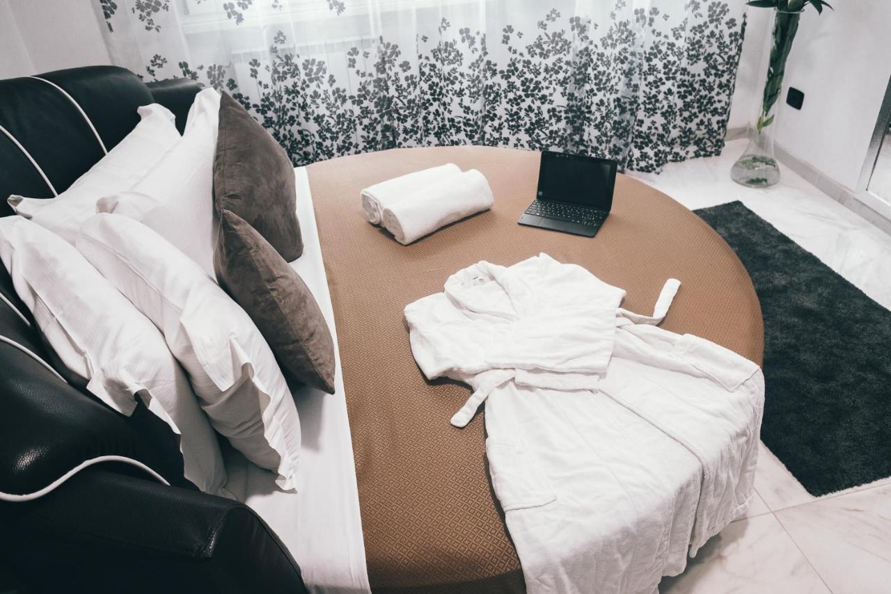 Gregorio VII Luxury Suites San Damaso Rome Exterior photo